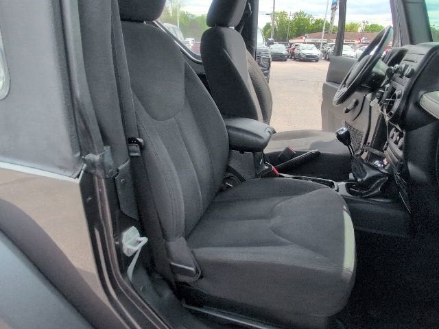 2017 Jeep Wrangler Sport