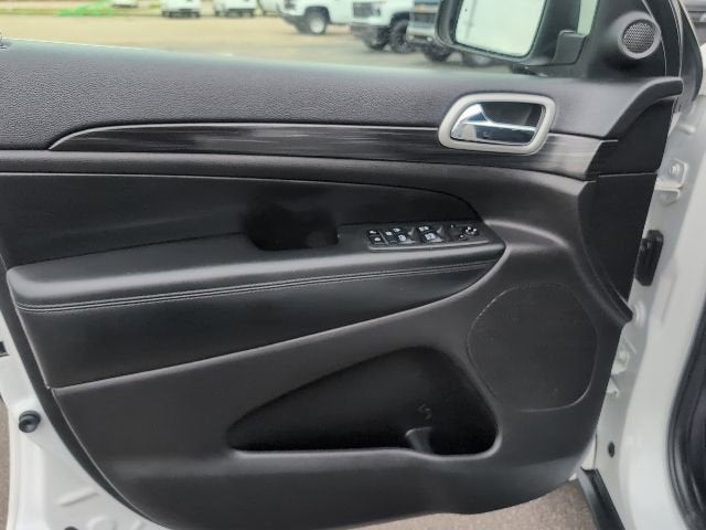 2019 Jeep Grand Cherokee Laredo E