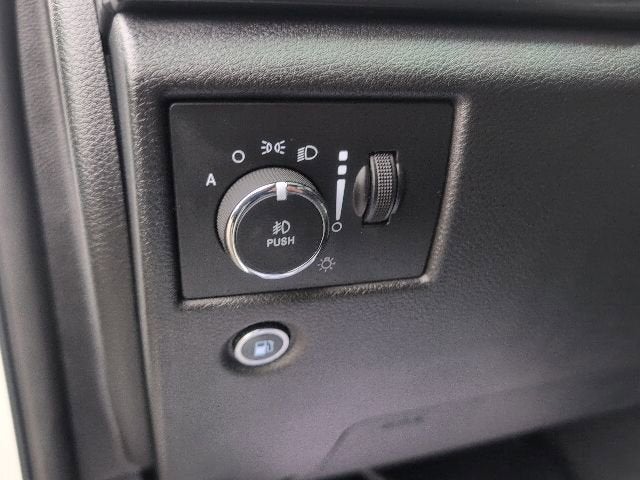 2019 Jeep Grand Cherokee Laredo E