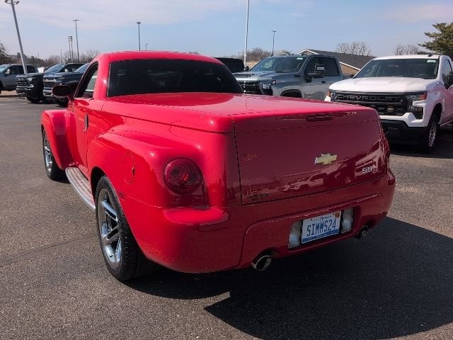 2004 Chevrolet SSR LS