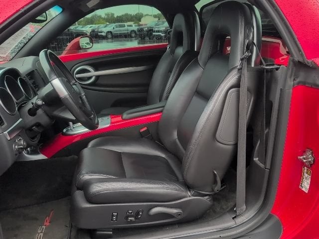 2004 Chevrolet SSR LS