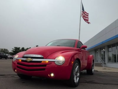 2004 Chevrolet SSR LS