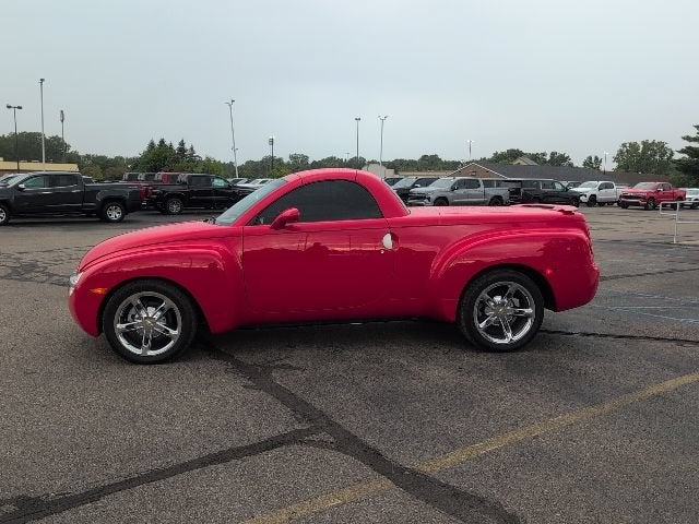 2004 Chevrolet SSR LS