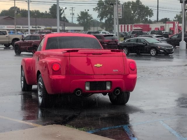 2004 Chevrolet SSR LS