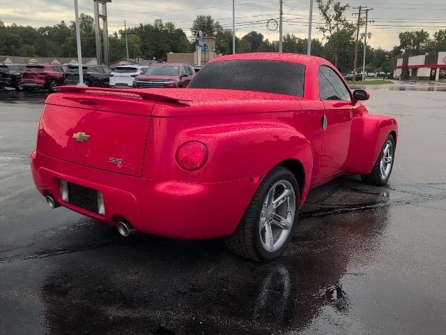 2004 Chevrolet SSR LS