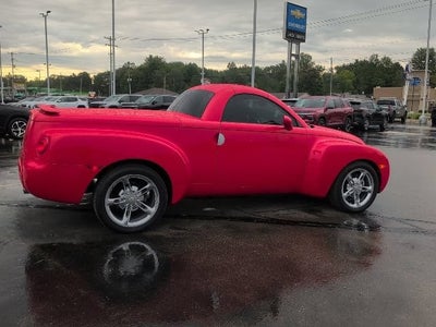 2004 Chevrolet SSR LS