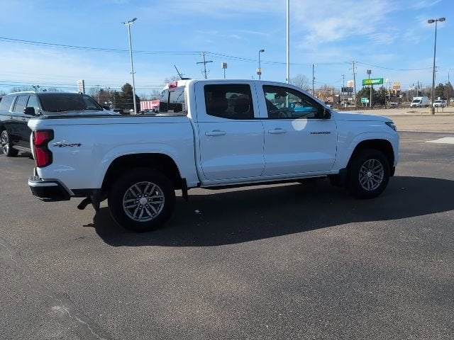 2025 Chevrolet Colorado WT/LT