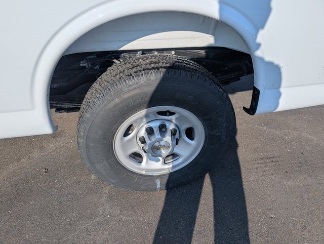 2026 Chevrolet Express Cargo 3500 WT