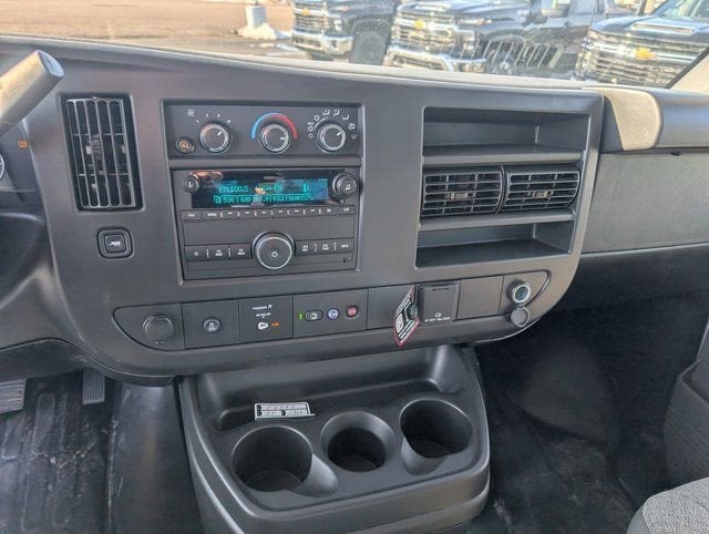 2025 Chevrolet Express Cargo 3500 WT