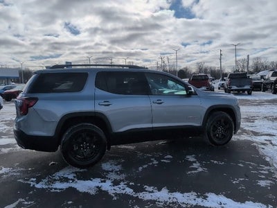 2023 GMC Acadia AT4