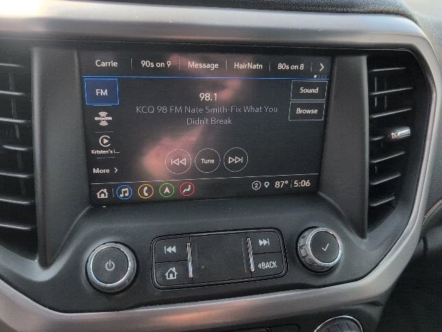 2023 GMC Acadia AT4