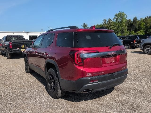 2023 GMC Acadia AT4