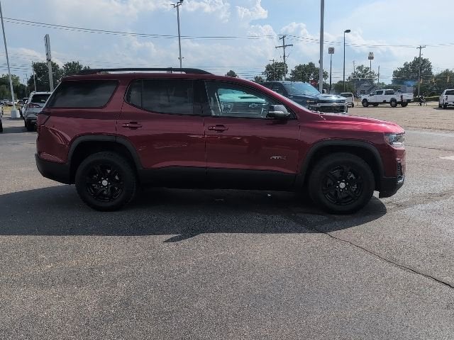 2023 GMC Acadia AT4