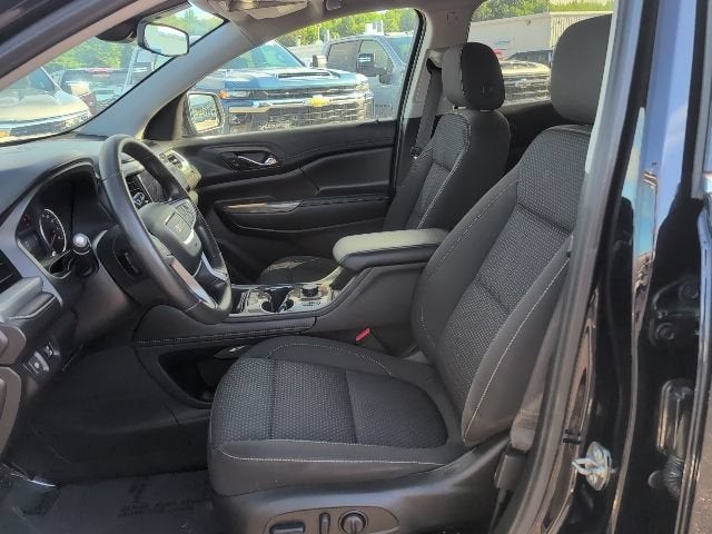 2022 GMC Acadia SLE