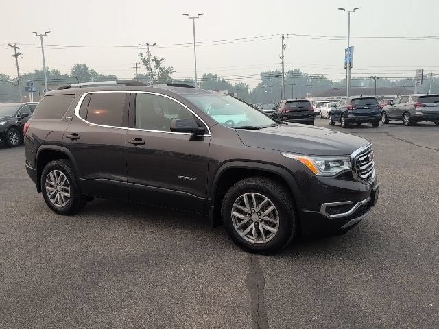 2017 GMC Acadia SLE