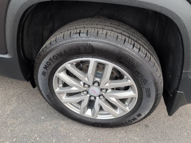 2017 GMC Acadia SLE