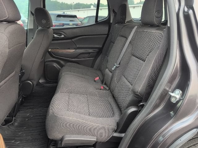 2017 GMC Acadia SLE