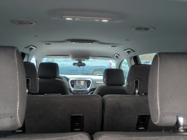 2017 GMC Acadia SLE