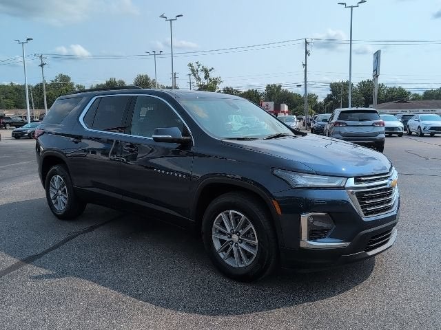 2022 Chevrolet Traverse LT Cloth