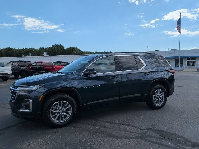 2022 Chevrolet Traverse LT Cloth