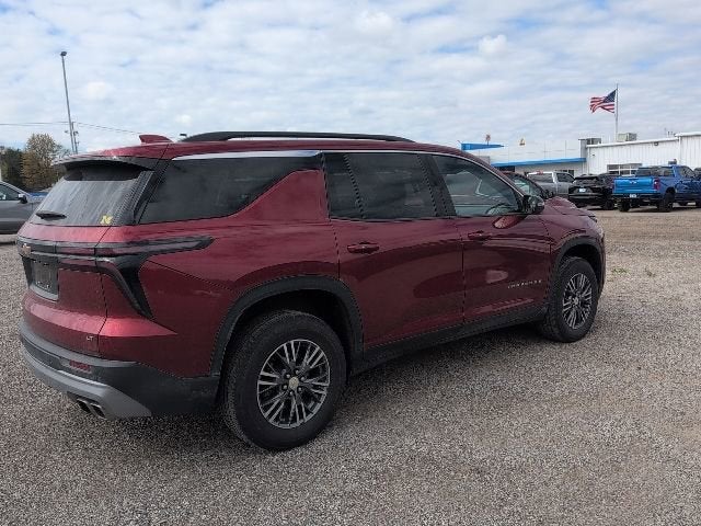 2024 Chevrolet Traverse LT