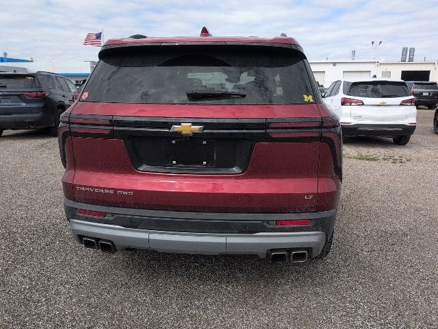2024 Chevrolet Traverse LT