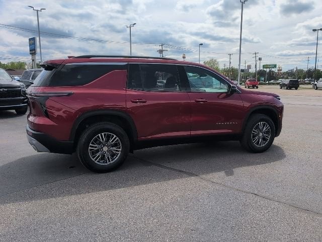 2024 Chevrolet Traverse LT