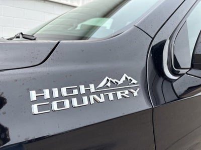 2025 Chevrolet Suburban High Country