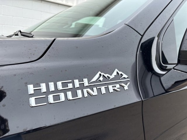 2025 Chevrolet Suburban High Country