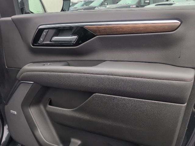 2025 Chevrolet Suburban High Country