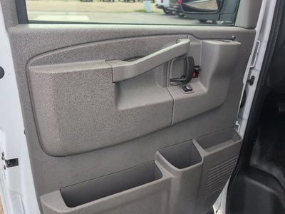 2025 GMC Savana Cargo Work Van