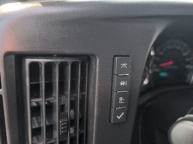 2025 GMC Savana Cargo Work Van