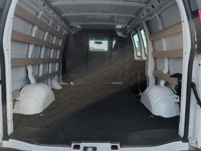 2025 GMC Savana Cargo Work Van