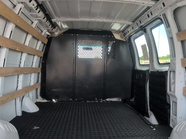 2025 GMC Savana Cargo Work Van