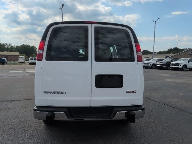 2025 GMC Savana Cargo Work Van
