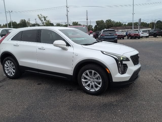 2023 Cadillac XT4 AWD Luxury