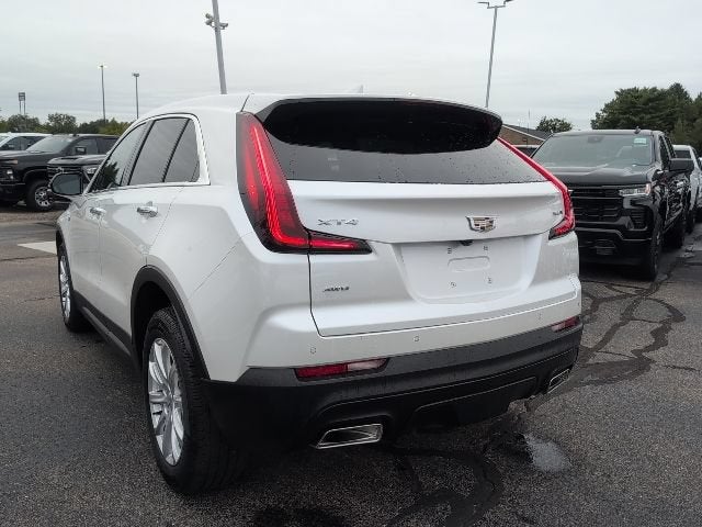 2023 Cadillac XT4 AWD Luxury
