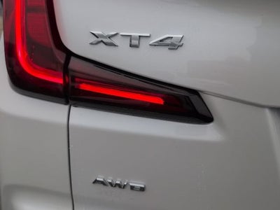 2023 Cadillac XT4 AWD Luxury