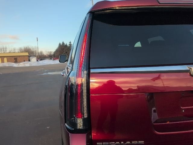 2017 Cadillac Escalade Luxury