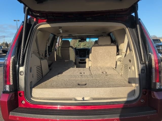 2017 Cadillac Escalade Luxury