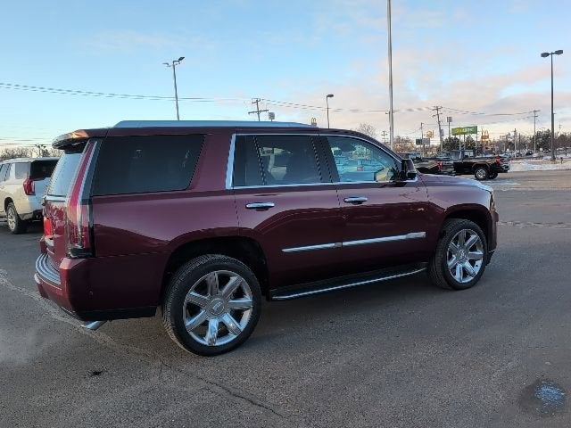 2017 Cadillac Escalade Luxury