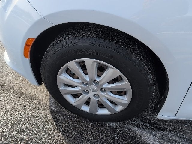 2021 Chrysler Voyager L