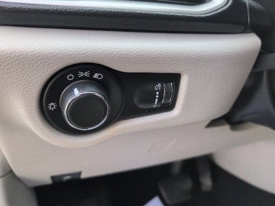 2021 Chrysler Voyager L