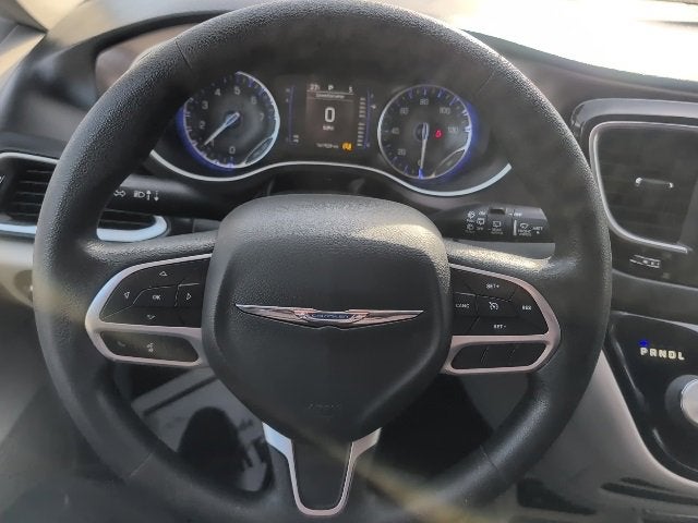 2021 Chrysler Voyager L