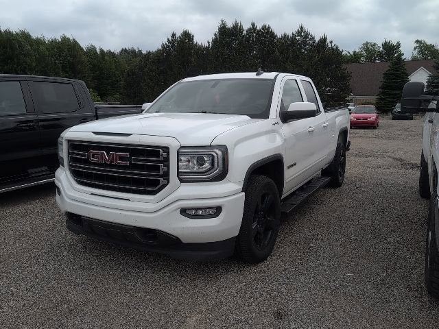 2019 GMC Sierra 4WD Double Cab Standard Box's photo