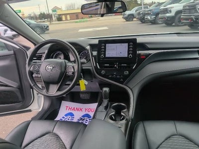 2024 Toyota Camry SE