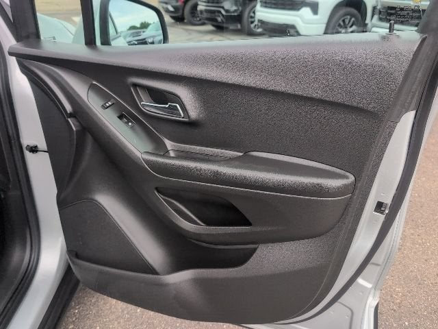 2022 Chevrolet Trax LS